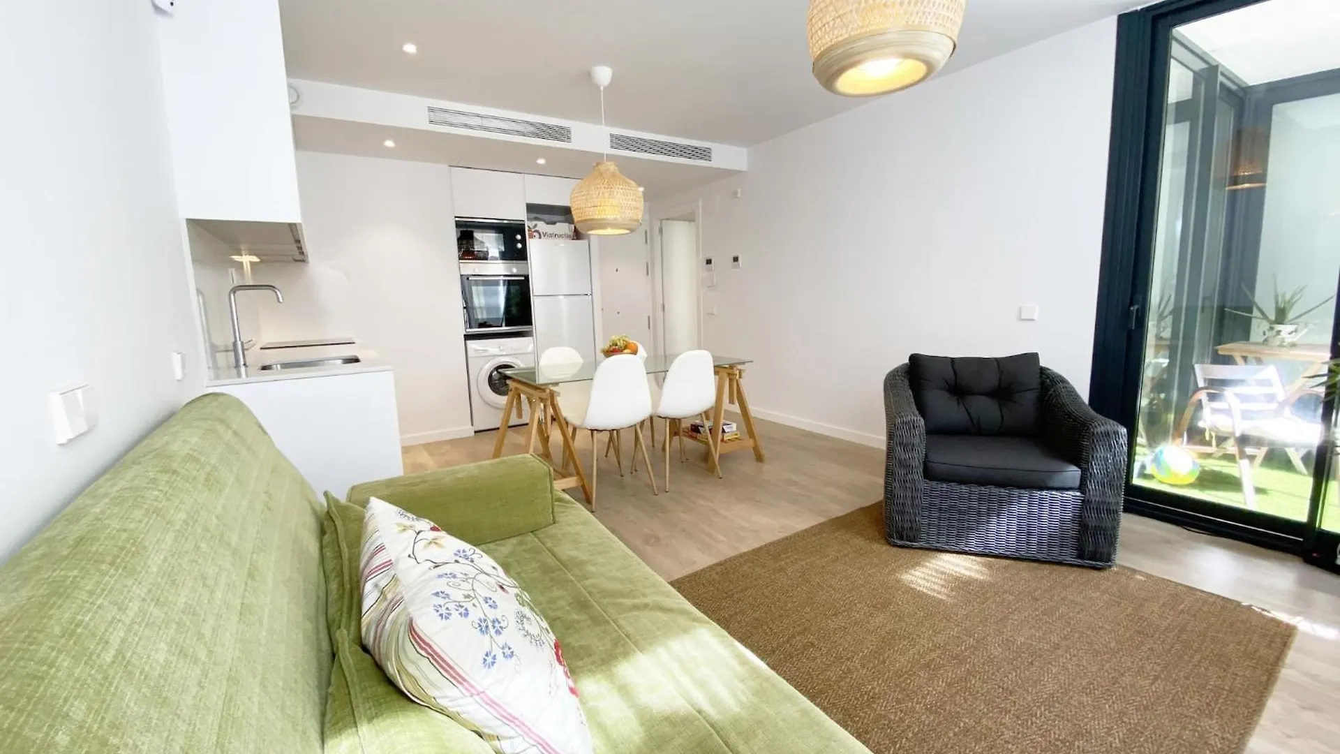 Montse Apartment For 6 People L' Escala 0*,  España